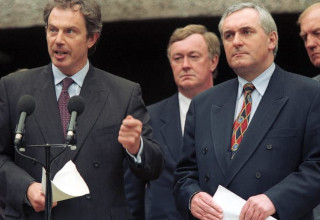blair-ahern-stormont-castle-1999